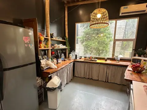 Casa 5 ambientes con 2 baños