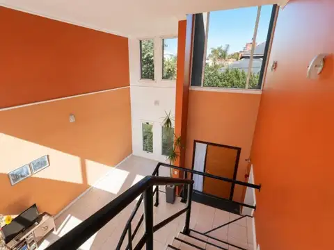 MODERNA CASA DE 4 AMB. COUNTRY  VENADOll, CANNING.