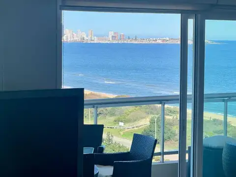 Departamento en Venta con 3 cocheras