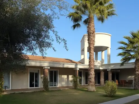 Casa en Venta de 5 dormitorios