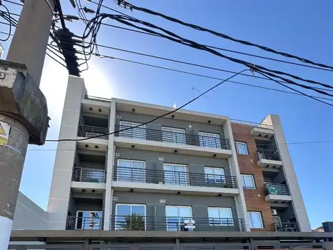 VENTA DEPARTAMENTO 2 AMBIENTES A ESTRENAR CON BALCON