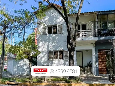 Casa 2 dormitorios Venta - La Lucila-Vias/Maipu