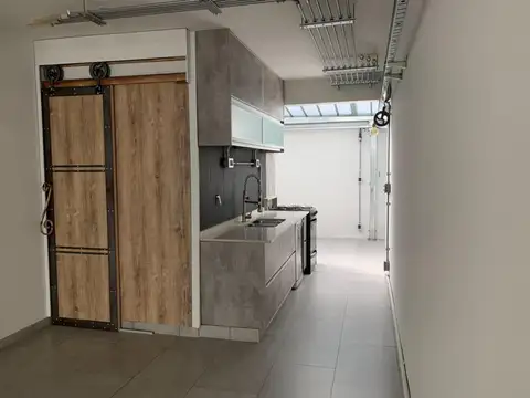 PH EN VENTA 2 AMB EN VILLA LUZURIAGA