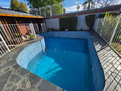 Casa en Alquiler de 3 dormitorios