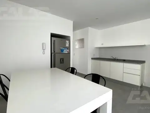 Depto Tipo Casa 3 ambientes con 1 baño