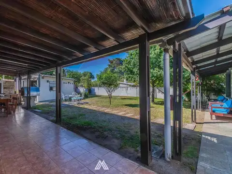 VENTA-Casa 3 dorm+apto-COSTA AZUL