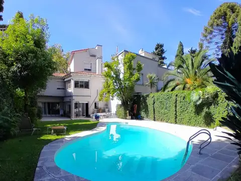 Apto Crédito Venta Casa 5 Amb4 dormitorios en Vicente López 