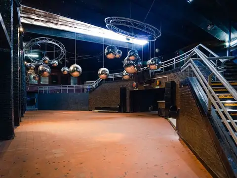 Local en Venta 35 años