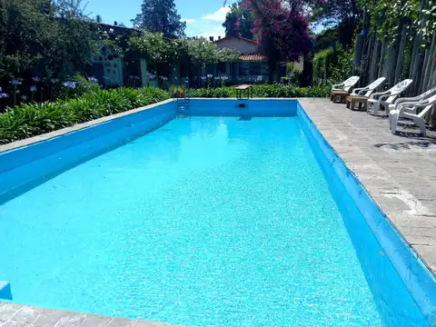 Casa con Quincho y Pileta en Alquiler Temporario  2da de marzo y primera de abril 2026 - Bella Vista