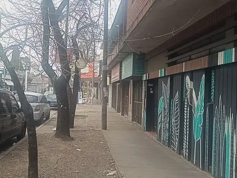 VENTA LOCAL EN CASTELAR CENTRO COMERCIAL PRINCIPAL