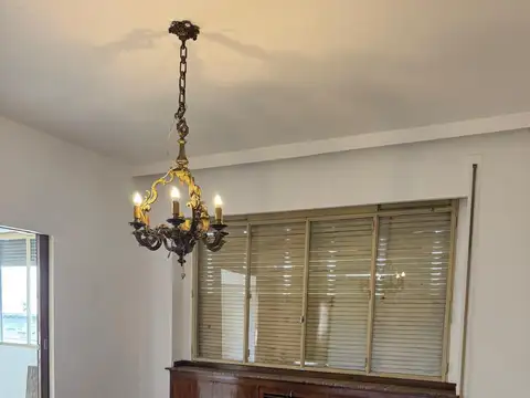 Departamento en venta en Centro - Semipiso - con balcon al frente