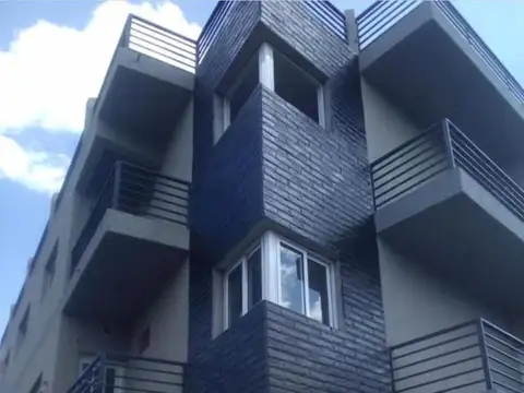 Dardo Rocha 215 , Piso 1