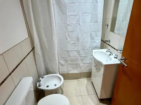 Depto Tipo Casa en Alquiler en Villa Pueyrredon, $ 750.000