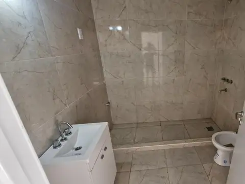 CASA EN VENTA  MODERNA EN ZONA NORTE