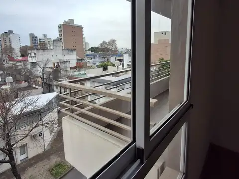 Crespo 1500, Piso 4