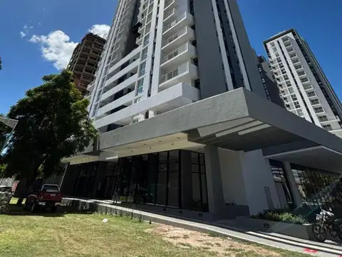 Castellano 2300, Piso 13