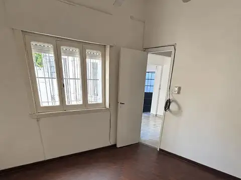 Depto Tipo Casa en Alquiler de 3 ambientes