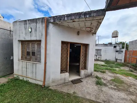 Oportunidad casa 3 dormitorios. Acepta Permuta