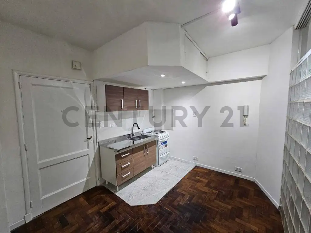 LAPRIDA 1800, Piso 3