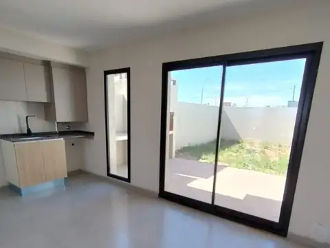 Casa en Venta en Manantiales, USD 110.000