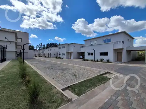 Departamento en Venta en La Lonja, USD 79.000