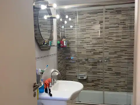 Depto Tipo Casa en Venta en Versalles, USD 160.000
