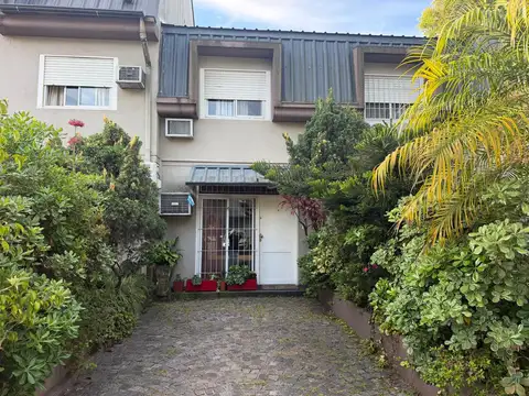 Depto Tipo Casa en Venta de 3 ambientes