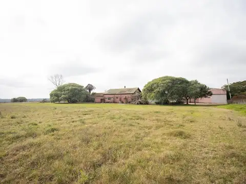 Centro Operativo Logístico con Vivienda - 9ha-