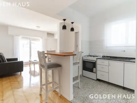 Departamento 2 ambientes en Balvanera con balcón terraza