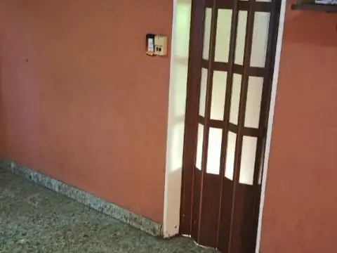 EN VENTA - Casa de 3 ambientes en Presidente Derqui, Pilar.