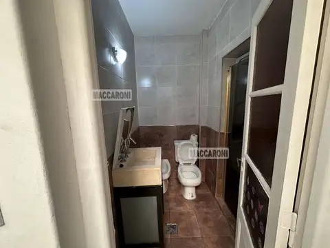 Depto Tipo Casa 4 ambientes con 2 baños
