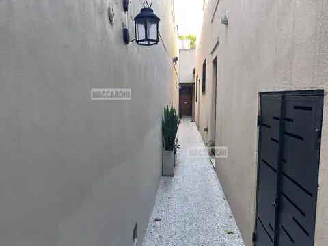 Depto Tipo Casa en Alquiler de 4 ambientes