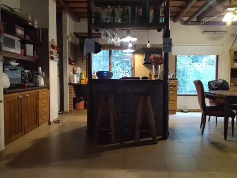 Casa 4 ambientes con 3 baños