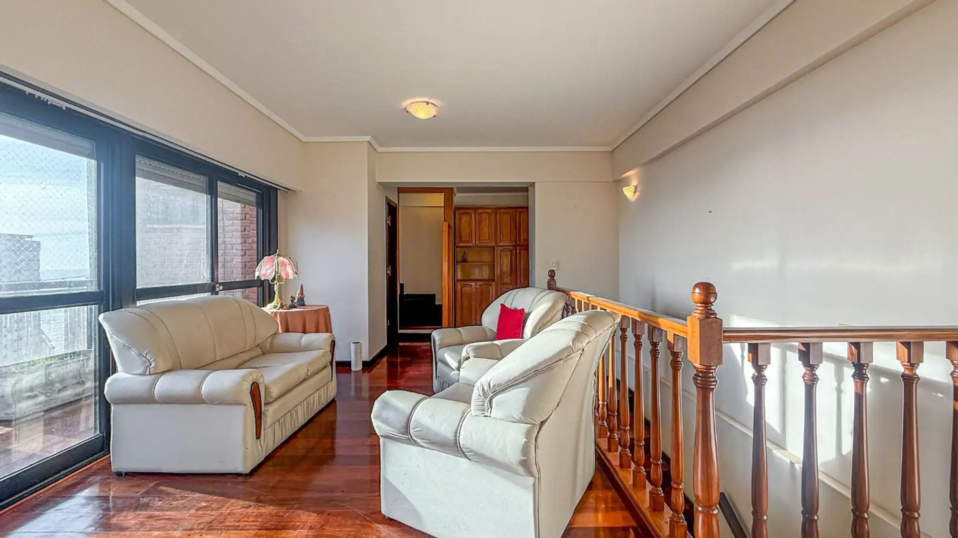 Tríplex 3 amb, 204m² con doble cochera y vista al mar — Stella Maris