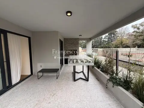 9 De julio al 2200