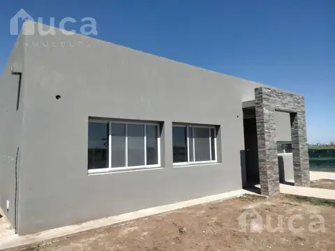 Av. de la Bahia 3000, Puertos, El Cazador