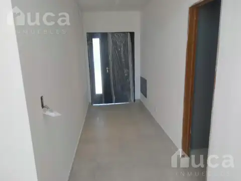 Av. de la Bahia 3000, Puertos, El Cazador