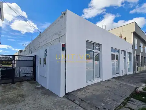 VENTA y ALQUILER - Laserre al 500