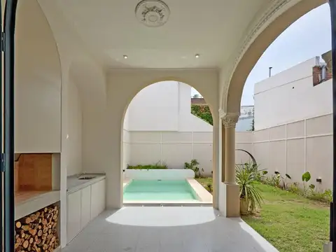 Casa en Venta con 1 cochera