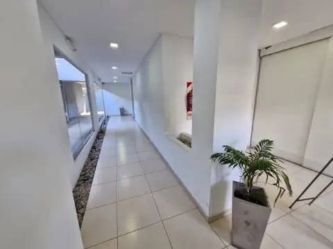 Alquiler de MONOAMBIENTE en Caseros Centro