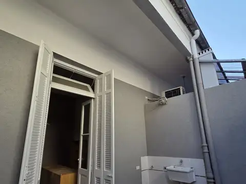 Depto Tipo Casa en Alquiler de 3 ambientes