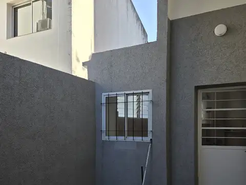 Depto Tipo Casa en Alquiler en Paternal, $ 1.200.000