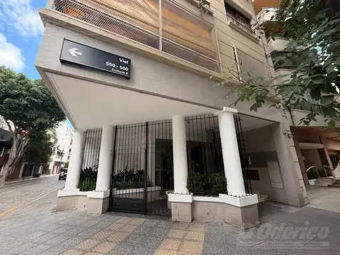 Piso de 3 dormitorios, dependencia servicio, cochera y baulera en alquiler en Caballito