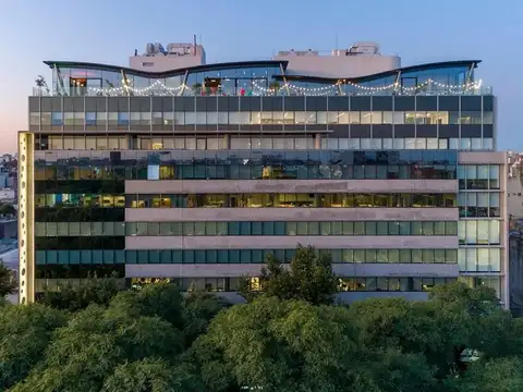 Av. Caseros 3039, Distrito Tecnológico, Parque Patricios