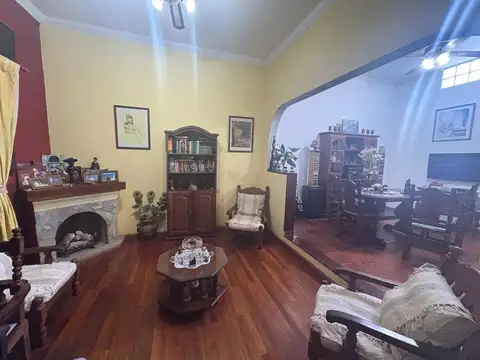 Depto Tipo Casa en Venta en Parque San Martín, USD 110.000