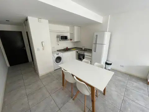 Galvan 3400, Piso 1°