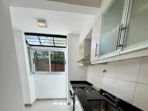Casa en Alquiler con 1 cochera
