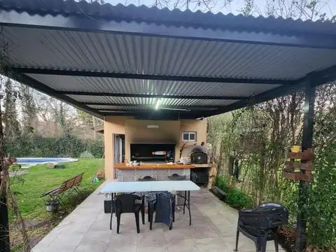 Vicente, Tte. Juan Gabot 3086, Ezeiza, Provincia D