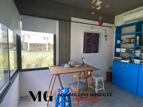 Casa en Alquiler Temporal con 2 cocheras