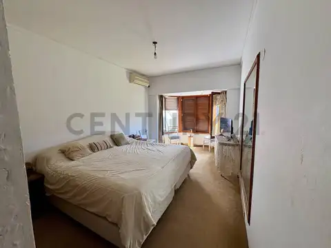 Casa 6 ambientes con 2 baños